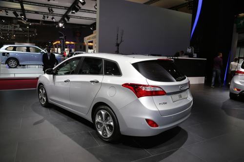 Hyundai i30 Paris (2012) - picture 8 of 9