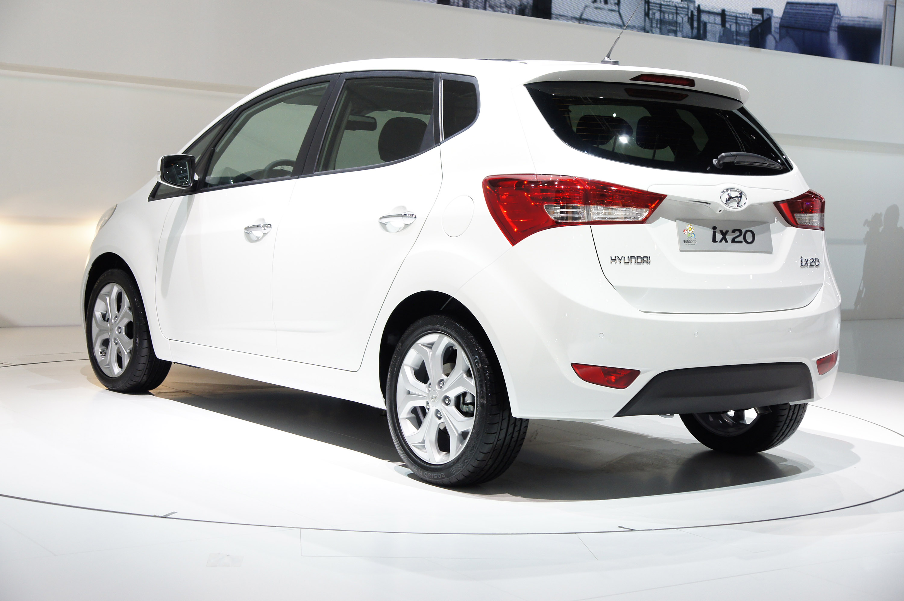 Hyundai ix20 Paris (2010) - picture 3 of 3