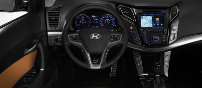 Hyundai New i40 Tourer and Saloon (2014) - picture 4 of 4