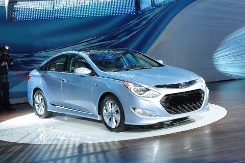 Hyundai Sonata Hybrid New York (2010) - picture 1 of 2