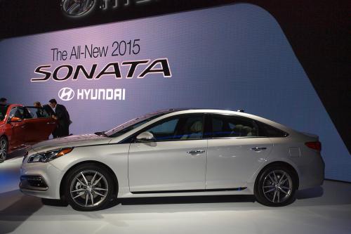 Hyundai Sonata New York (2014) - picture 8 of 12