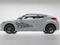 Hyundai Veloster REMIX Special Edition (2012) - picture 4 of 18