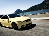 IND Dakar Yellow BMW M3 (2009) - picture 7 of 15