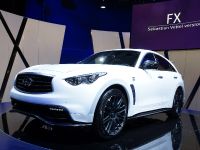 Infinit FX Sebastian Vettel version Frankfurt (2011) - picture 5 of 7