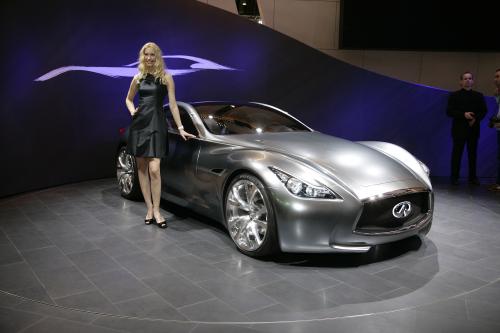Infiniti Essence Concept (2009) - picture 1 of 4