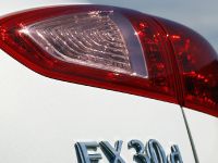 Infiniti EX30d GT (2011) - picture 10 of 10