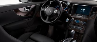 Infiniti FX Limited Edition (2010) - picture 7 of 14