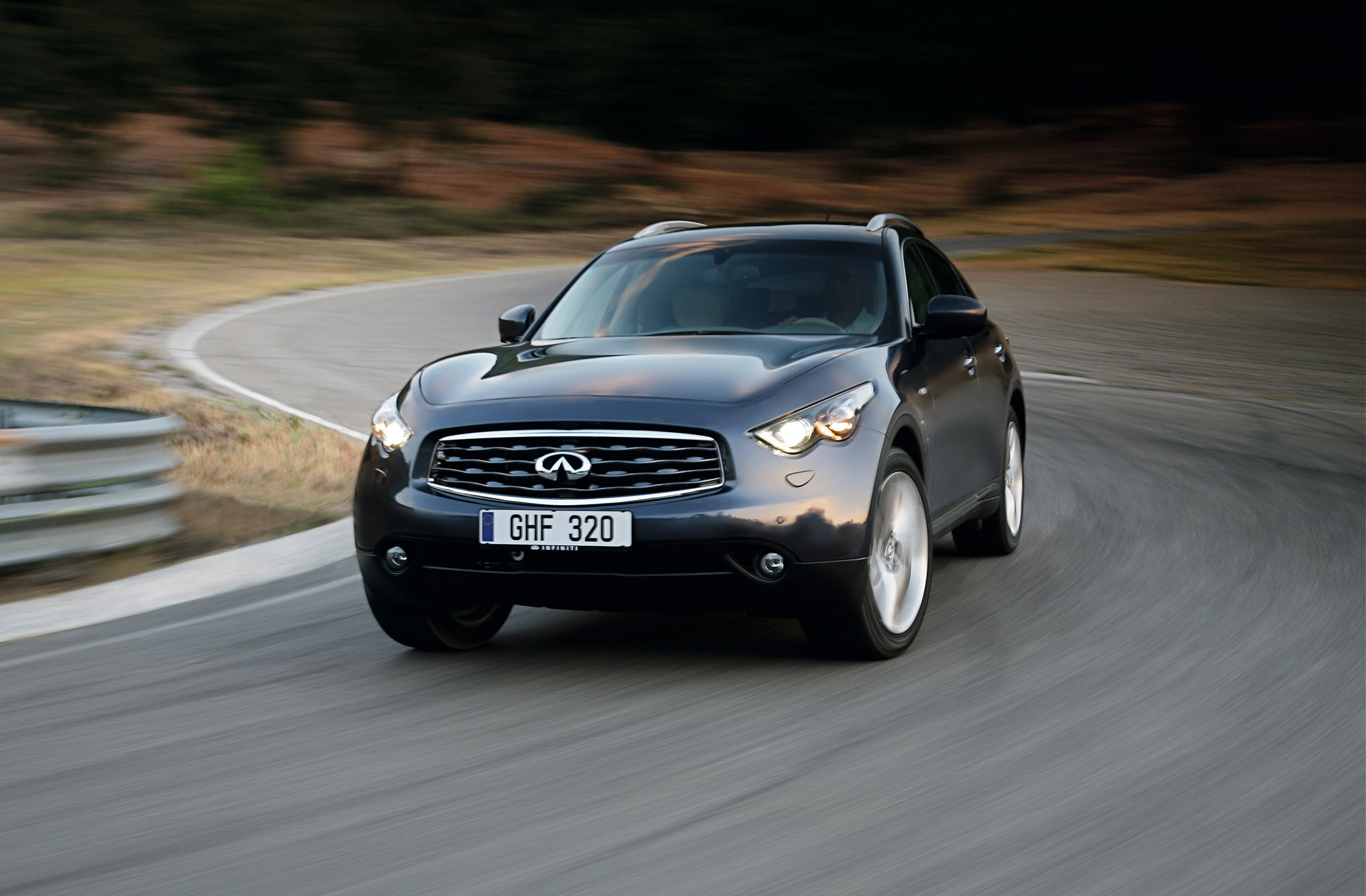 Infiniti FX37