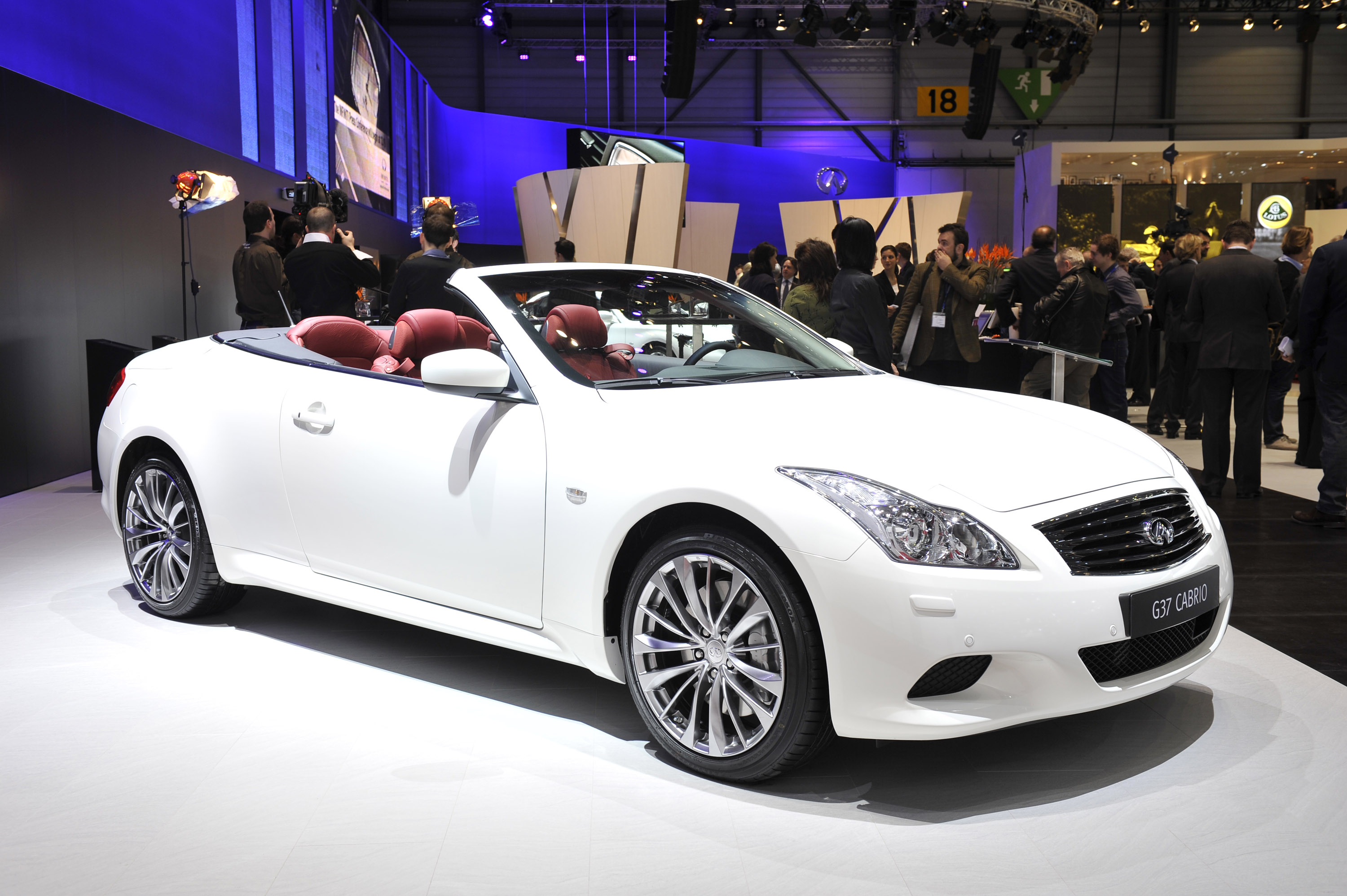 Infiniti G37 cabrio Geneva