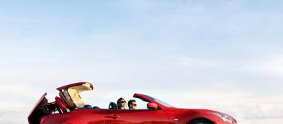Infiniti G37 Convertible (2009) - picture 12 of 14