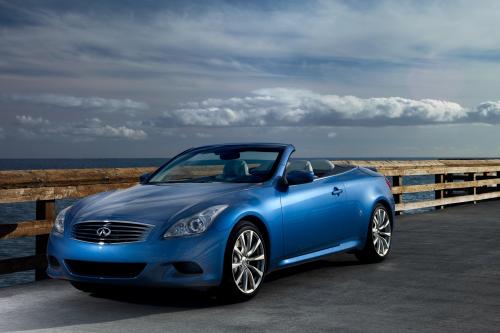 Infiniti G37 Convertible (2009) - picture 1 of 14