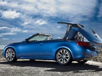 Infiniti G37 Convertible (2009) - picture 6 of 14