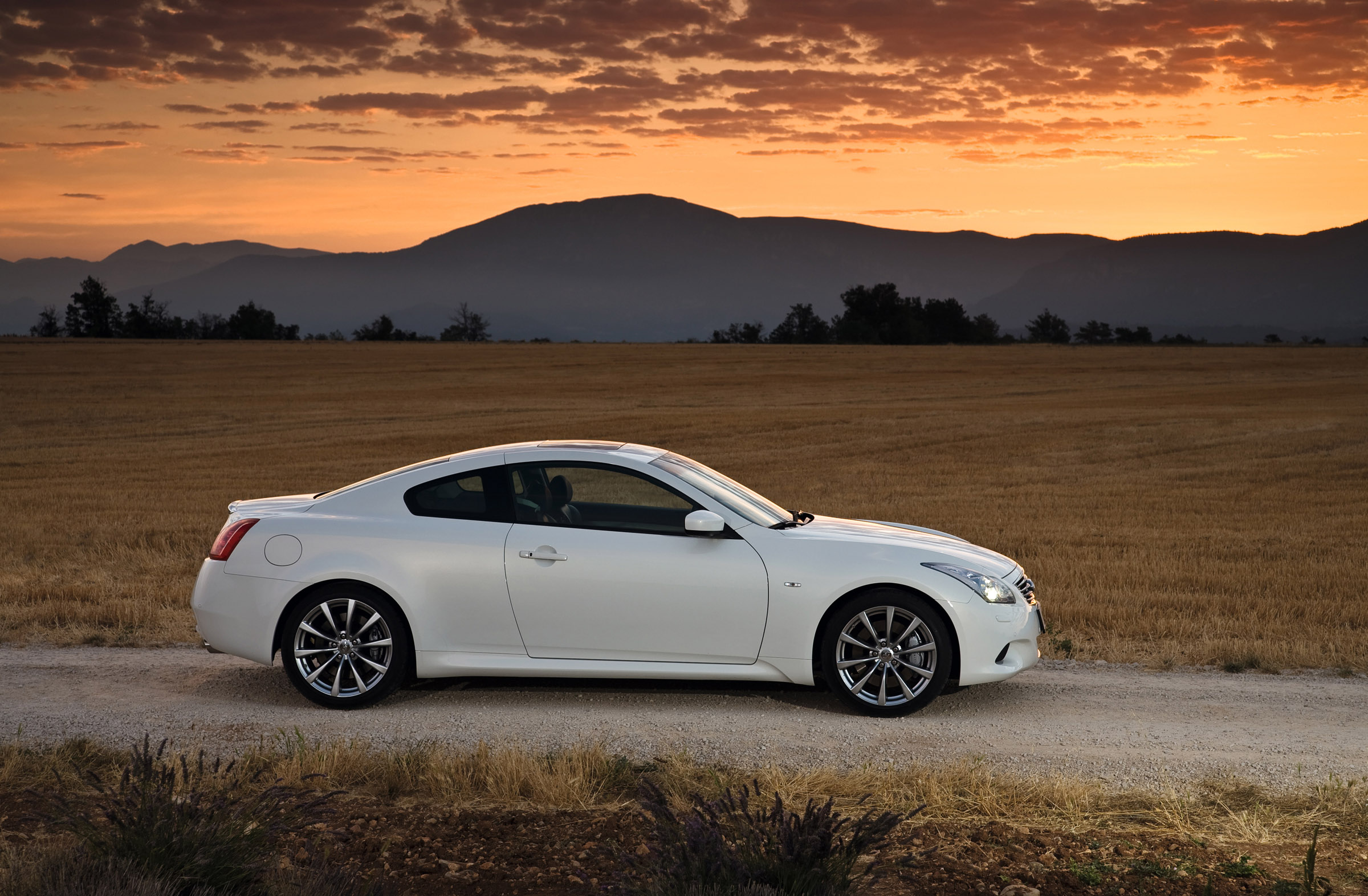 Infiniti G37 Coupe