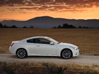 Infiniti G37 Coupe (2009) - picture 6 of 20
