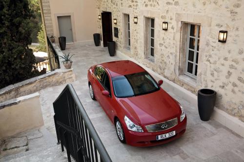 Infiniti G37 Sedan (2009) - picture 1 of 19