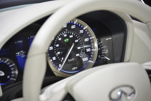 Infiniti LE Concept Paris (2012) - picture 8 of 11
