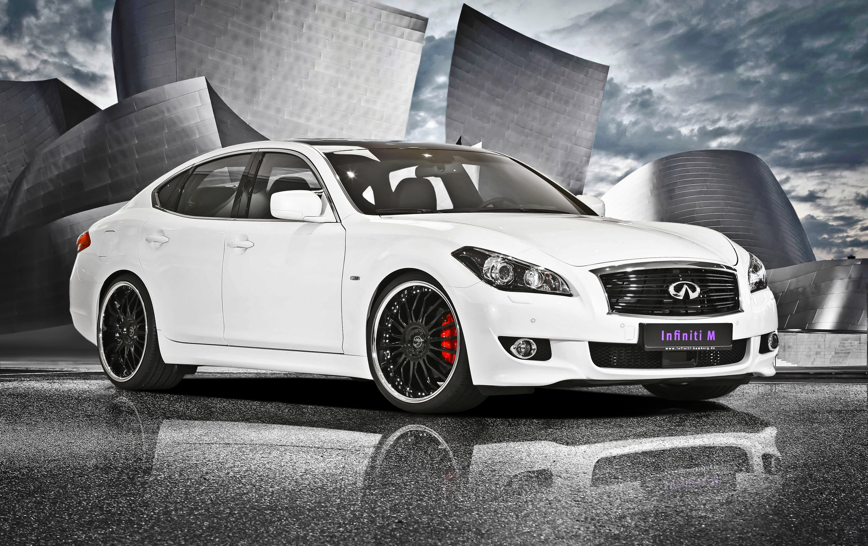 Infiniti M30d S by Infiniti Hamburg