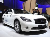 Infiniti M35h Geneva (2011)