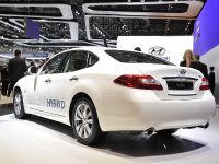 Infiniti M35h Geneva (2011) - picture 2 of 2