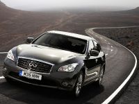 Infiniti M35h GT (2012) - picture 2 of 5