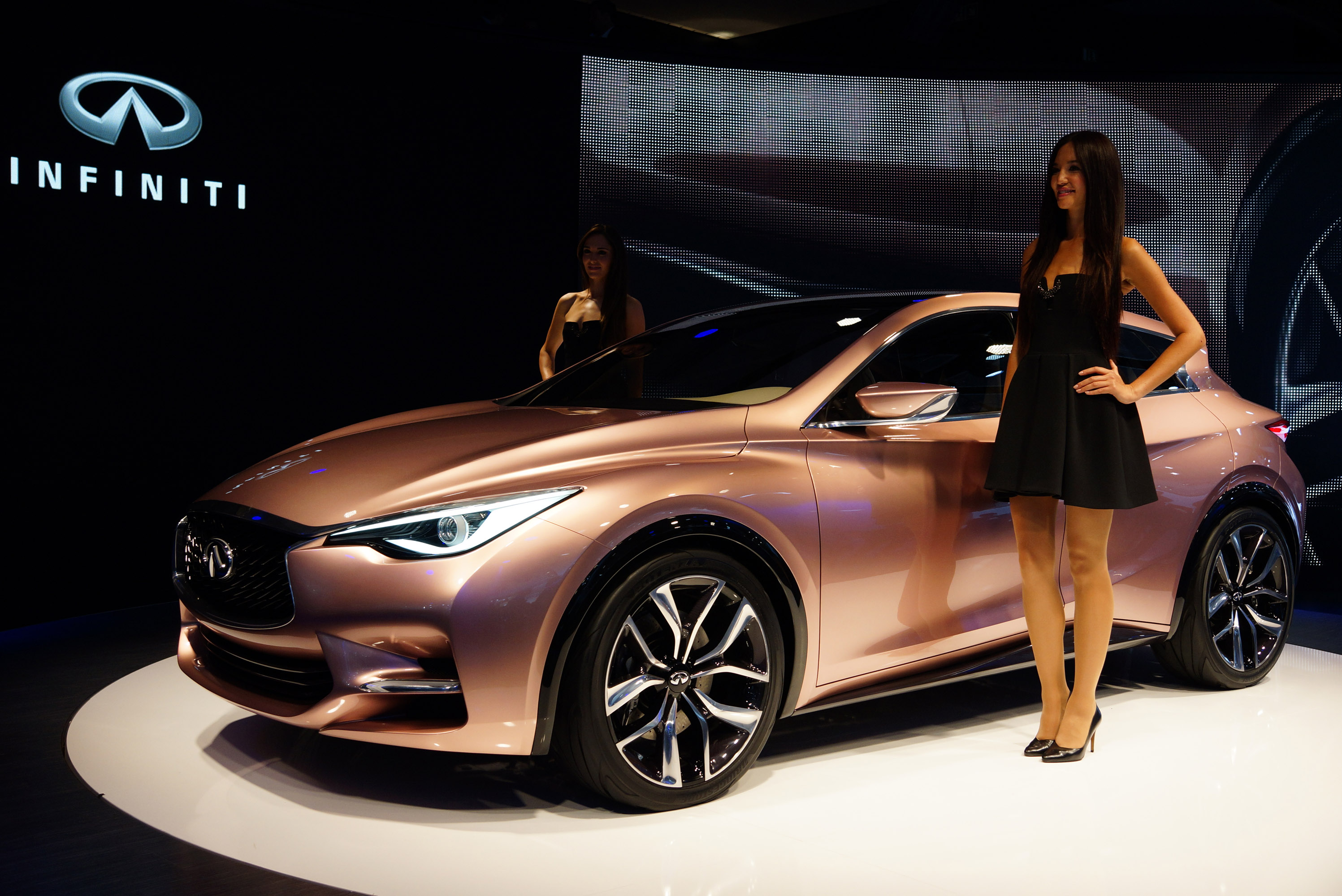 Infiniti Q30 Concept Frankfurt