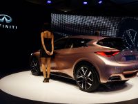 Infiniti Q30 Concept Frankfurt (2013) - picture 7 of 9