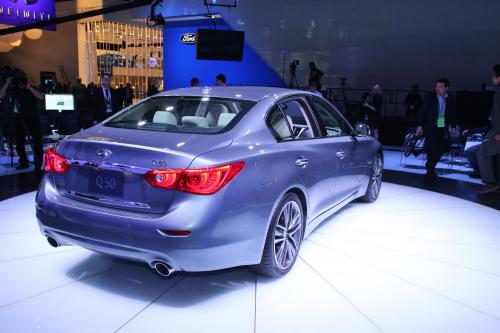 Infiniti Q50 Detroit (2013) - picture 8 of 9