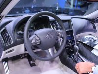 Infiniti Q50 Detroit (2013)