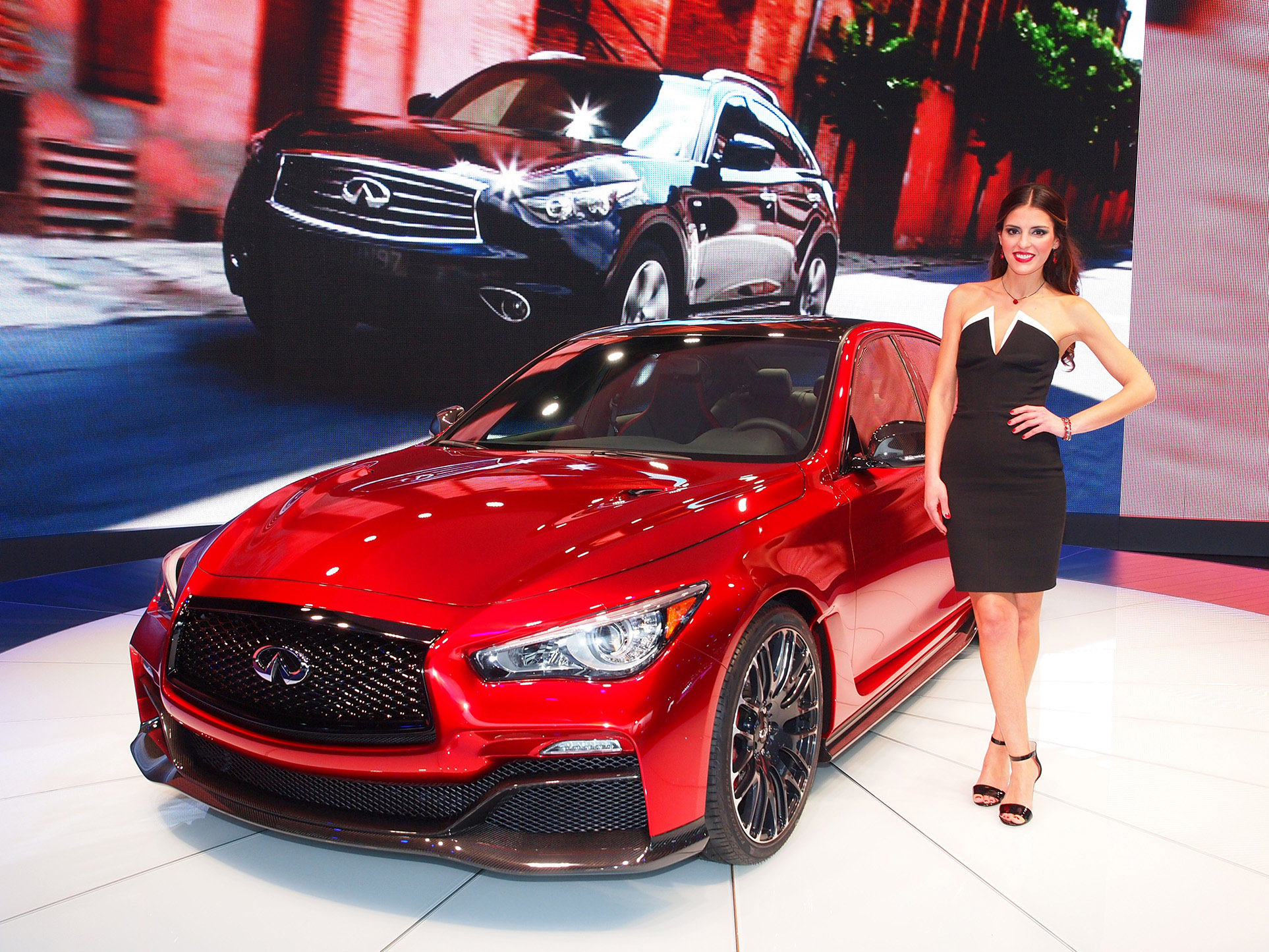 Infiniti Q50 Eau Rouge Concept Detroit