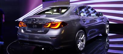 Infiniti Q70 Paris (2014) - picture 4 of 4