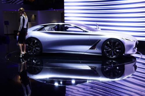 Infiniti Q80 Inspiration Paris (2014) - picture 9 of 17