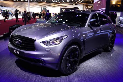 Infiniti QX 70 Paris (2014) - picture 1 of 3