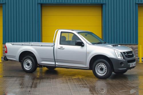 Isuzu Rodeo (2008) - picture 1 of 4