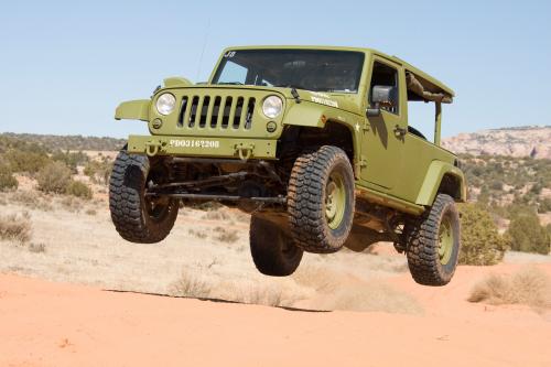 Jeep Wrangler J8 Sarge (2008) - picture 1 of 2