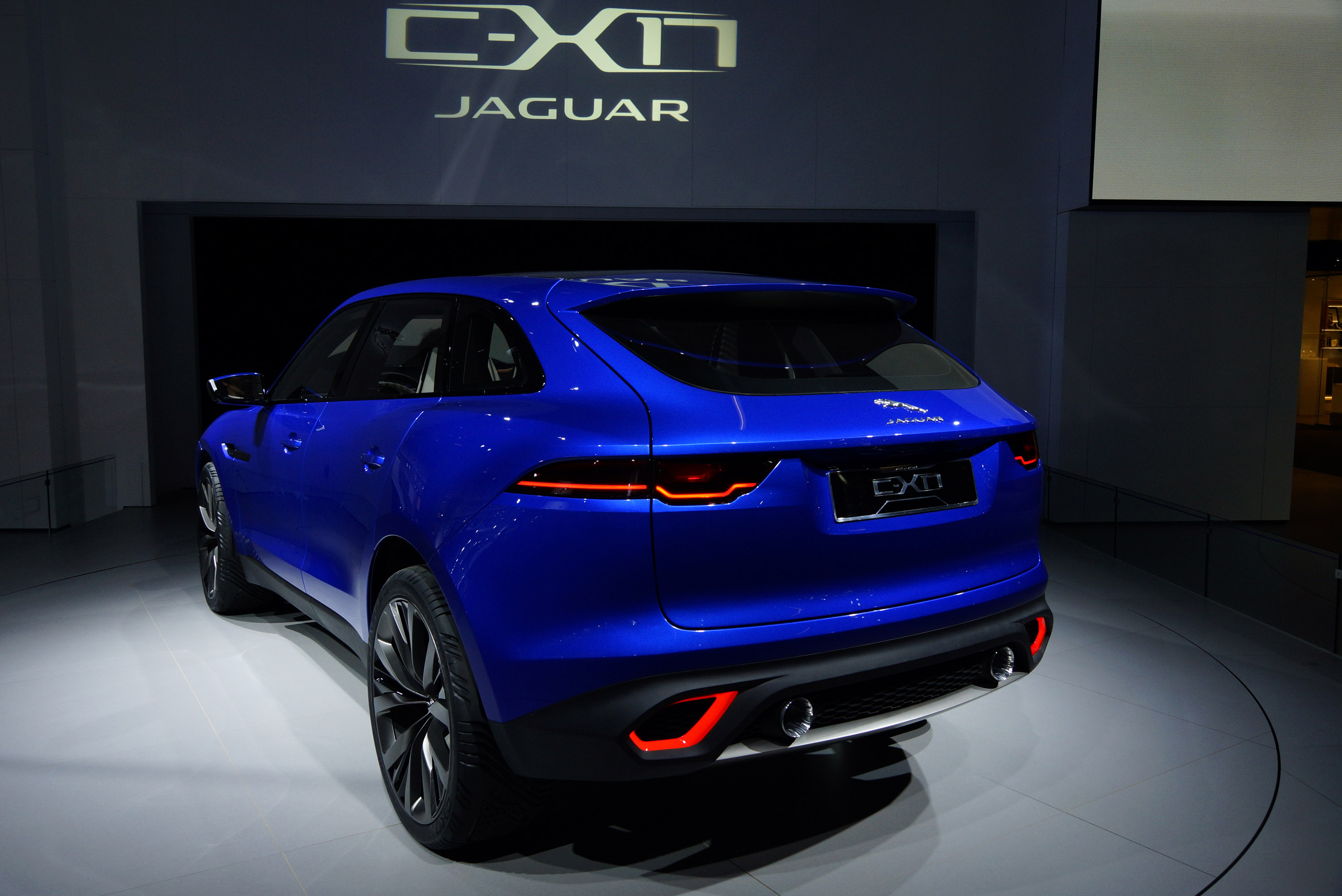 Jaguar C-X17 Sports Crossover Concept Frankfurt