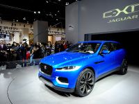 Jaguar C-X17 Sports Crossover Concept Frankfurt (2013)