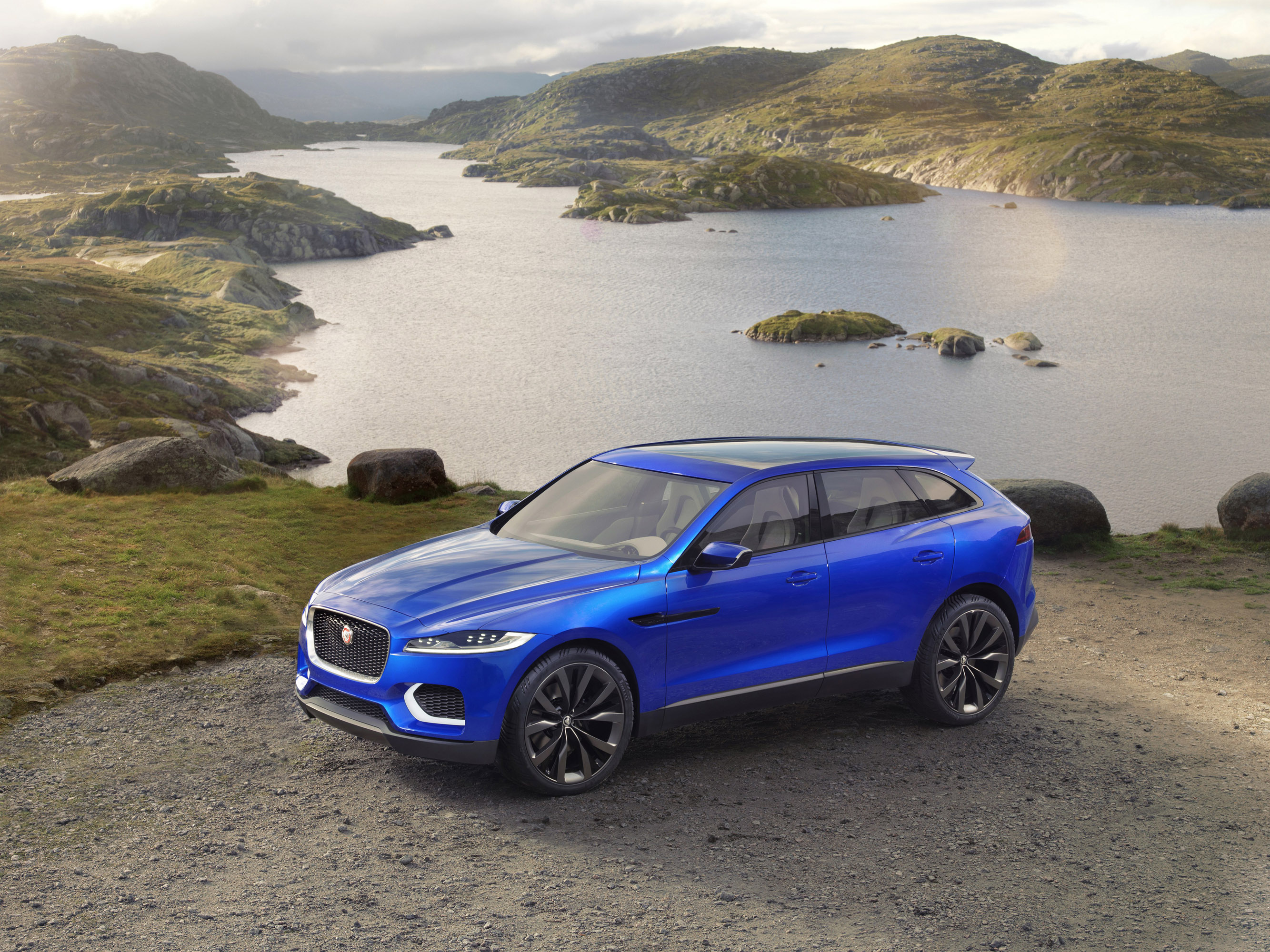 Jaguar C-X17 Sports Crossover Concept