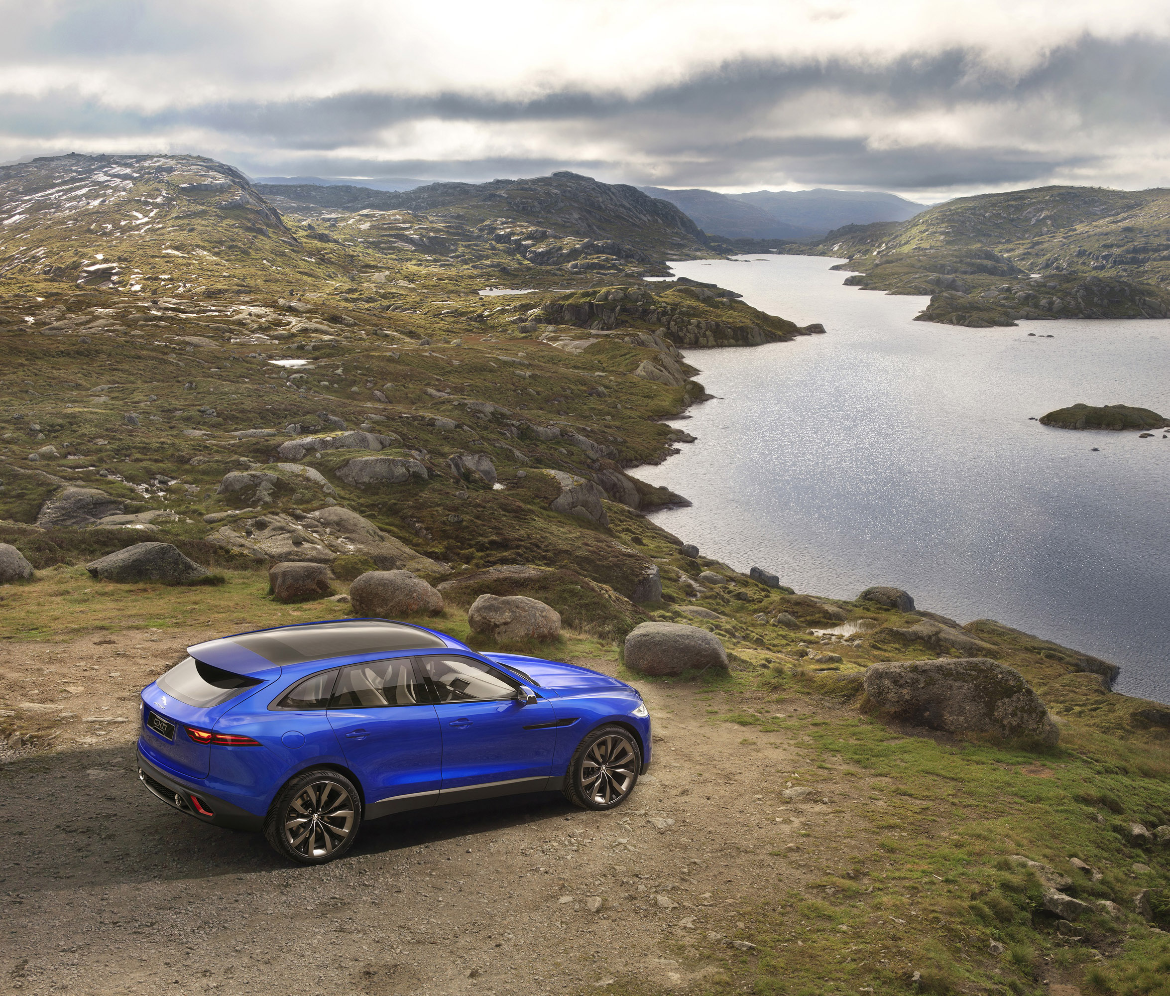 Jaguar C-X17 Sports Crossover Concept