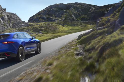 Jaguar C-X17 Sports Crossover Concept (2013) - picture 16 of 33