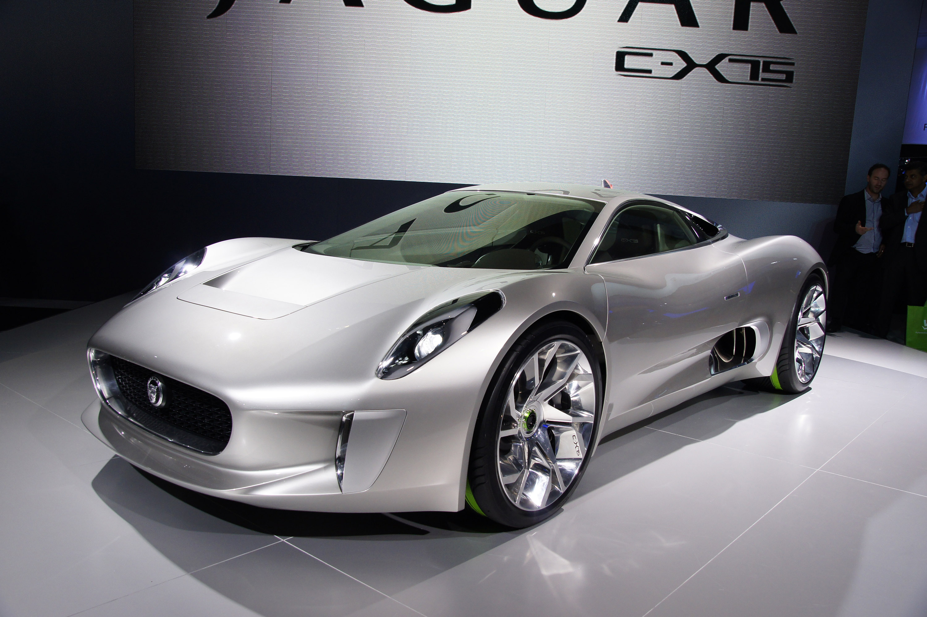 Jaguar C-X75 Concept Paris