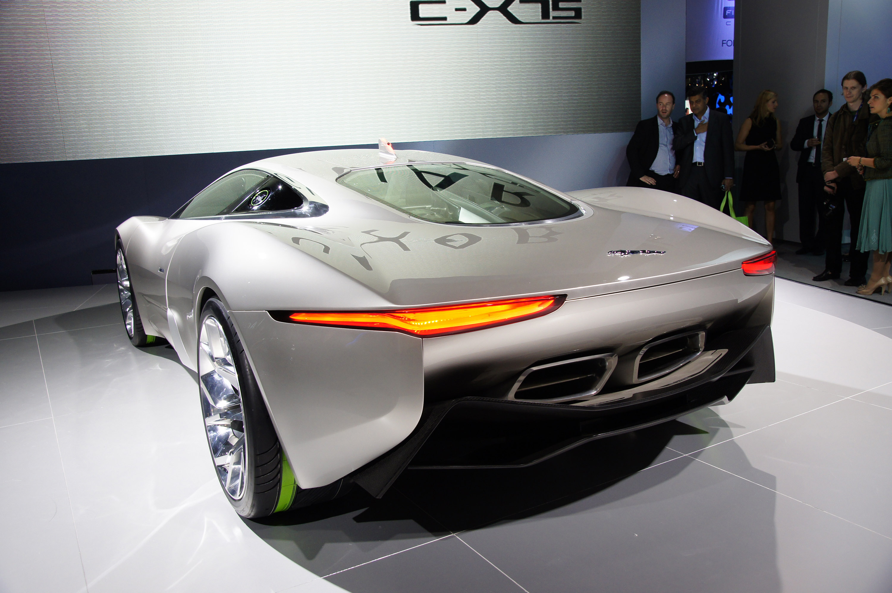 Jaguar C-X75 Concept Paris