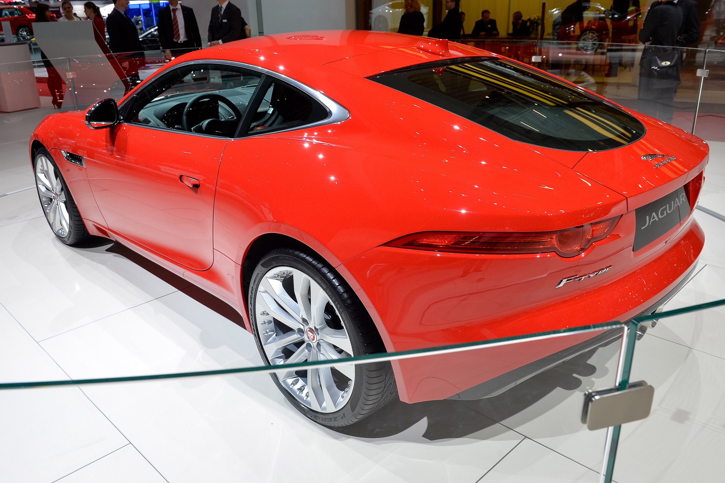 Jaguar F-TYPE Coupe Geneva