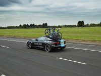 Jaguar F-TYPE Coupe High Performance Support Vehicle (2014) - picture 11 of 15