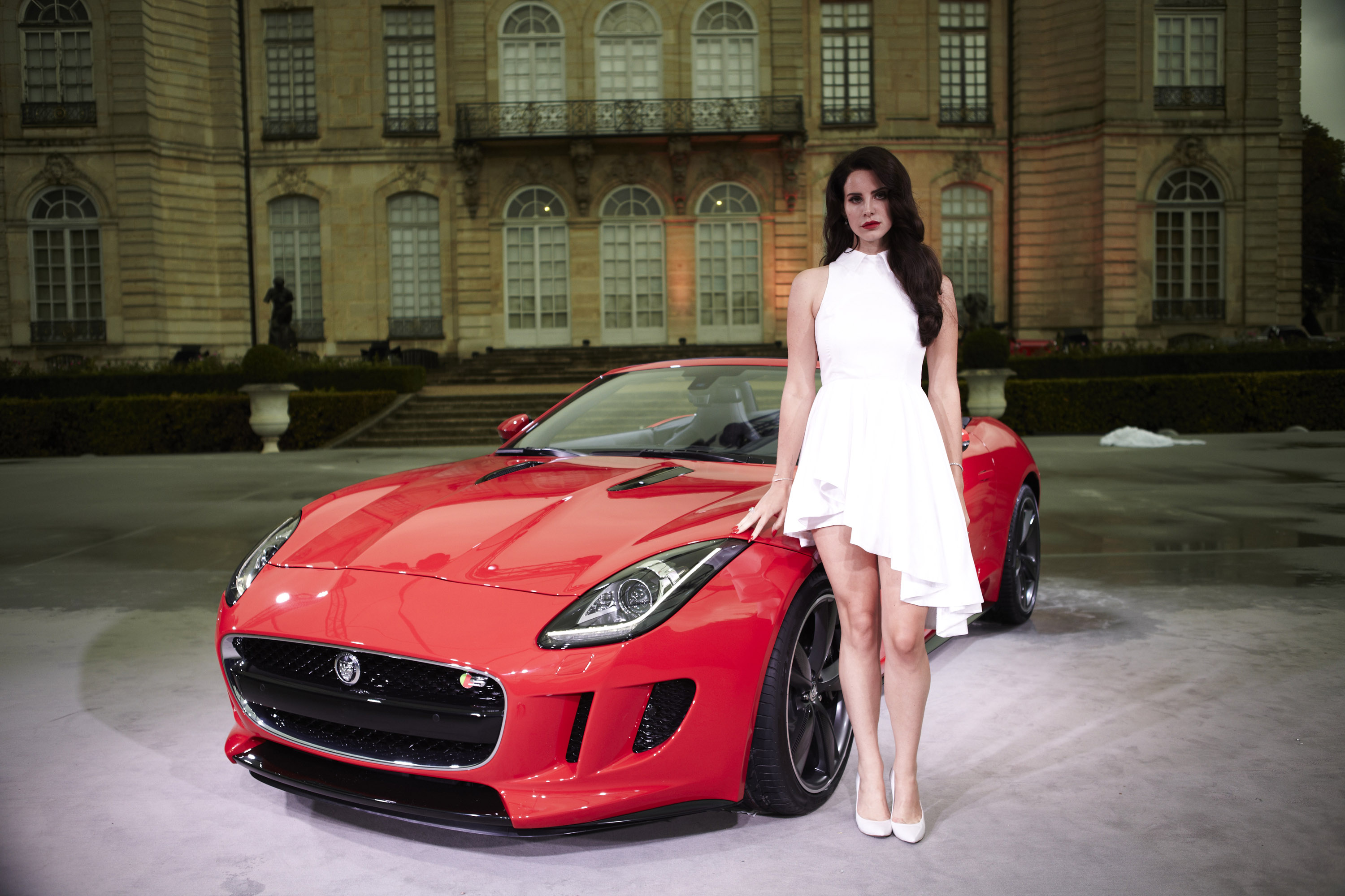 Jaguar F-Type In Burning Desire