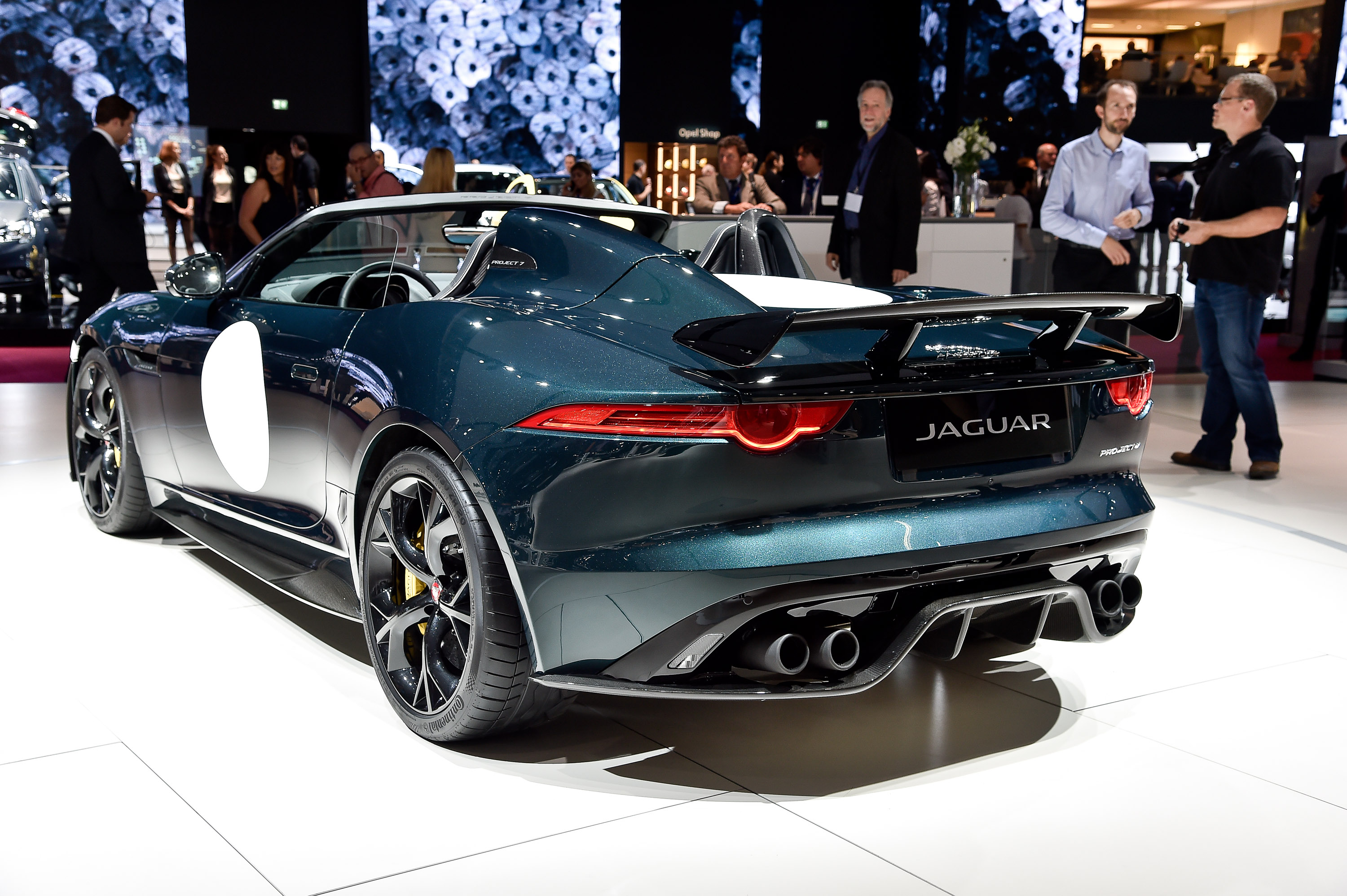 Jaguar F-Type Project 7 Paris