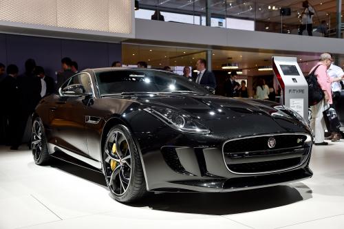 Jaguar F-TYPE R Coupe Paris (2014) - picture 1 of 2
