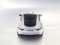 Jaguar F-TYPE R Coupe (2013) - picture 2 of 12