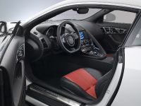 Jaguar F-TYPE R Coupe (2013) - picture 4 of 12