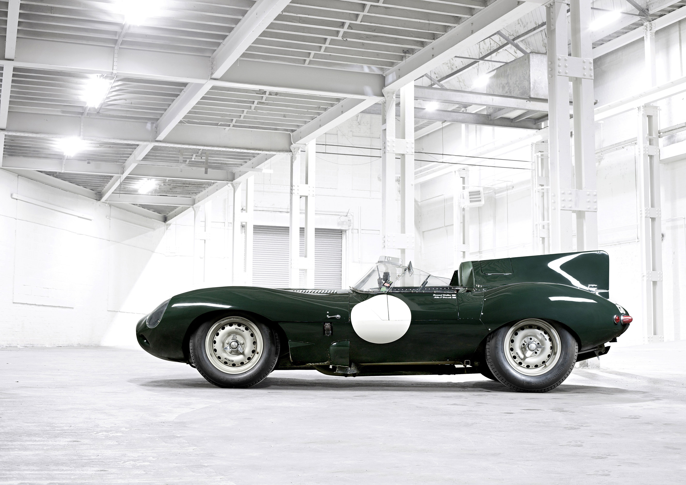 Jaguar Lightweight E-type and  Jaguar Heritage D-Type