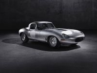 Jaguar Lightweight E-type and 1995 Jaguar Heritage D-Type (1955) - picture 2 of 2